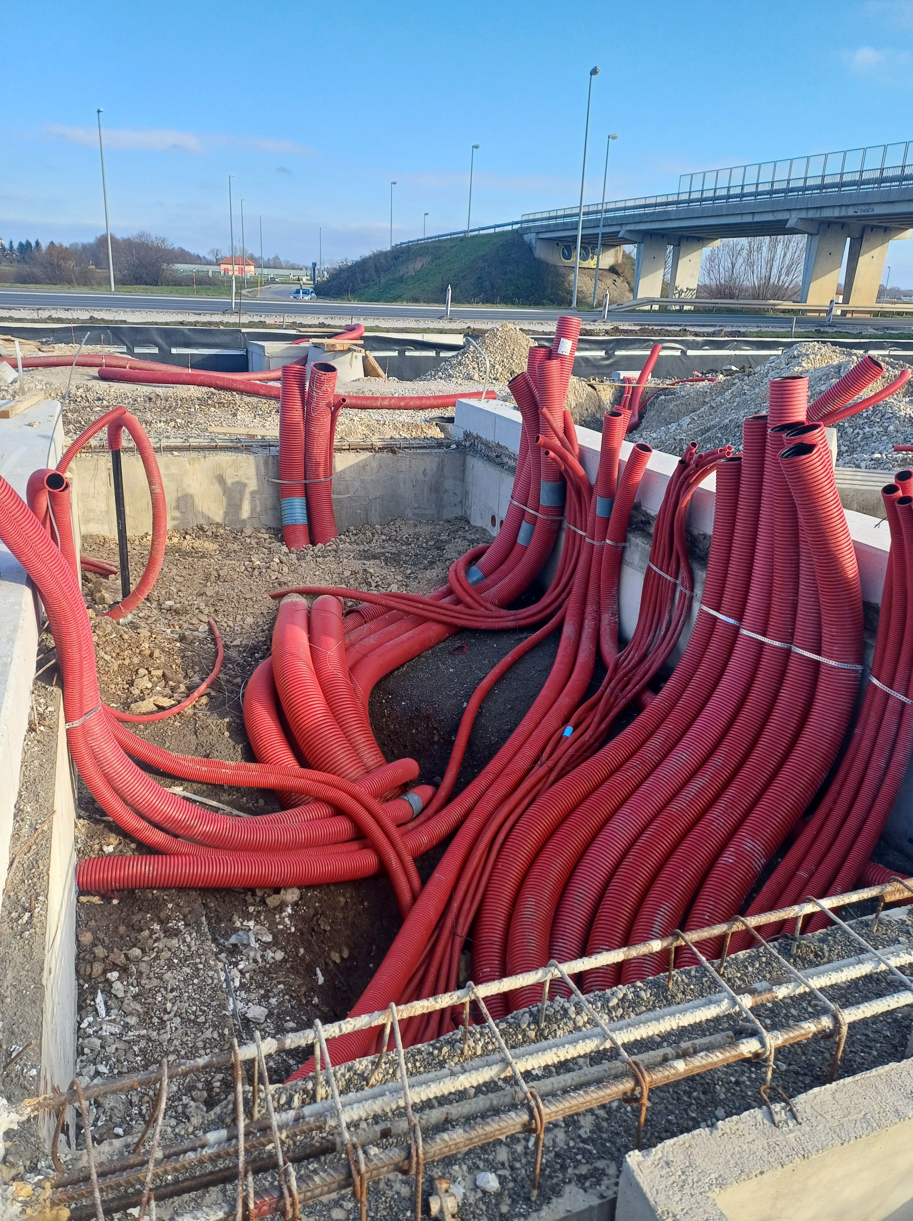 Projekt Bezposadna benzinska postaja - Slika 3